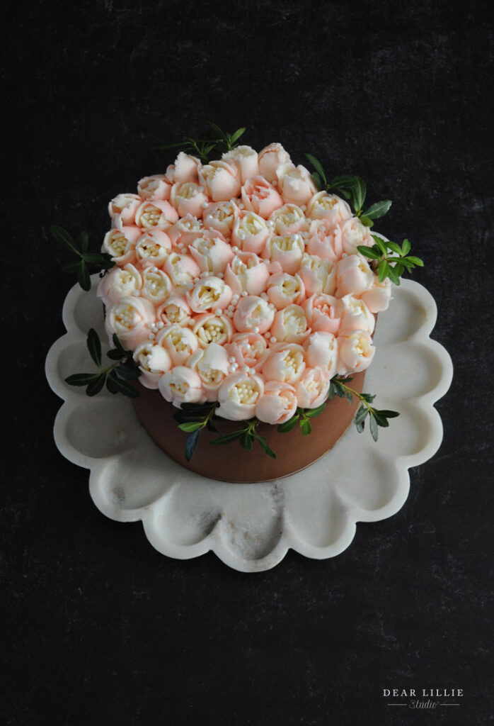 pink tulip cake 