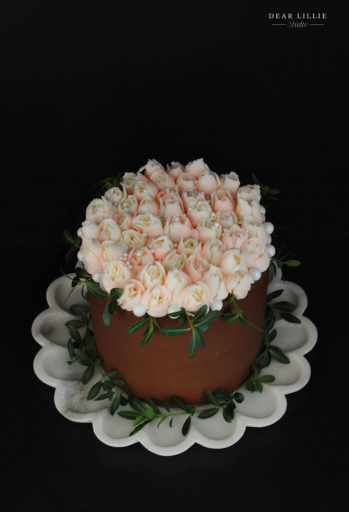 pink tulip cake 