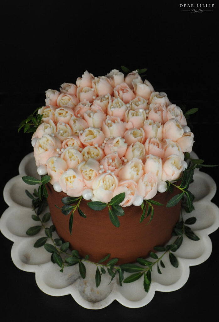 pink tulip cake 